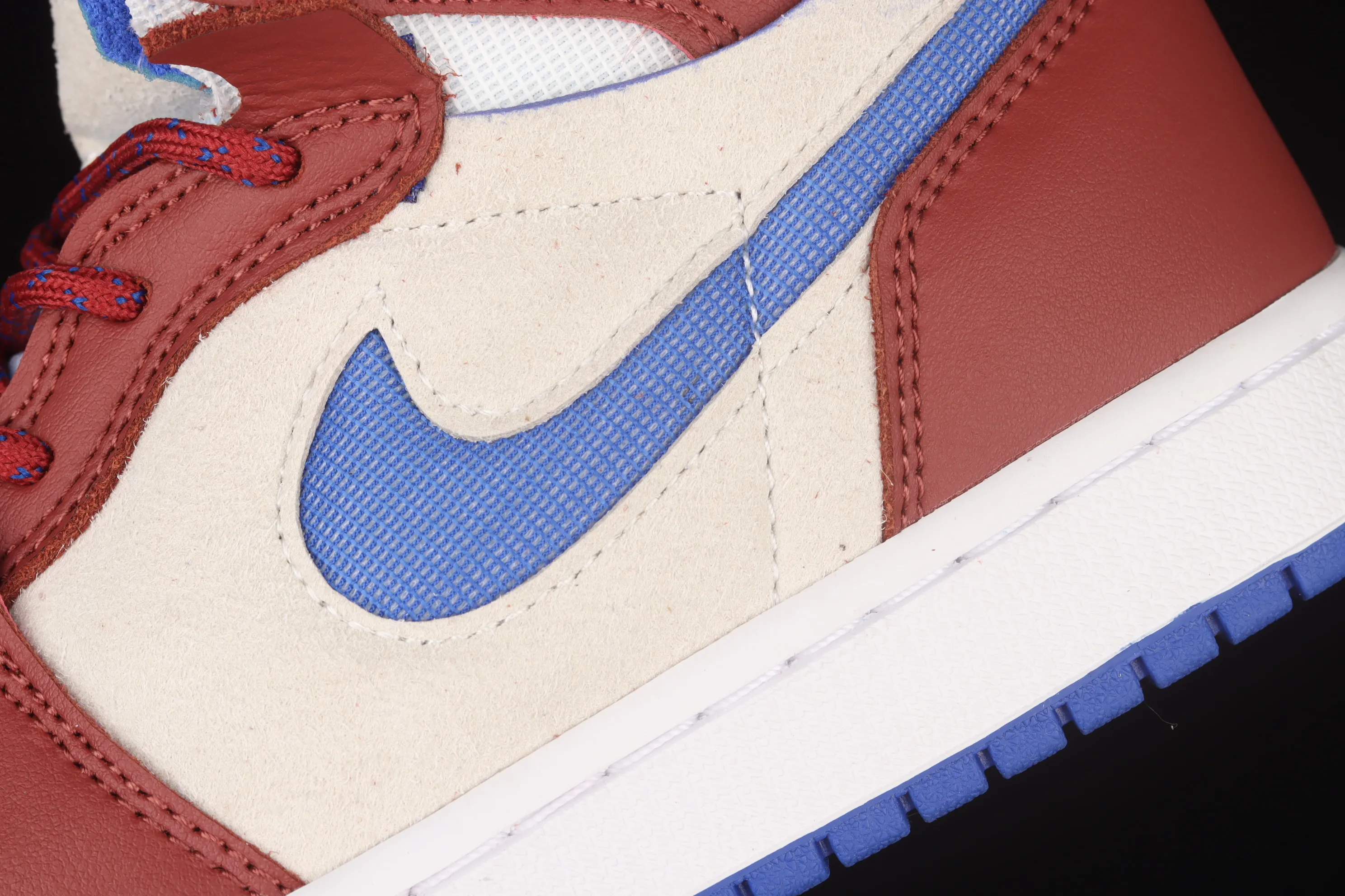 All categories Air Jordan Jordan series basketball shoes Air Jordan 1 High Air Jordan 1 Zoom Air CMFT AJ1 Joe 1 Burgundy CT0979-104
